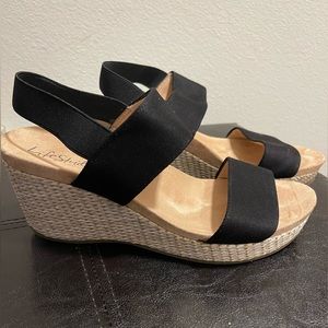 Life Stride Delta Women Wedge Sandals.